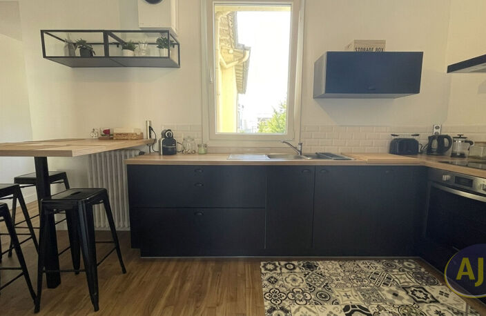 Maison atypique  LE PIGEON BLANC — photo 2