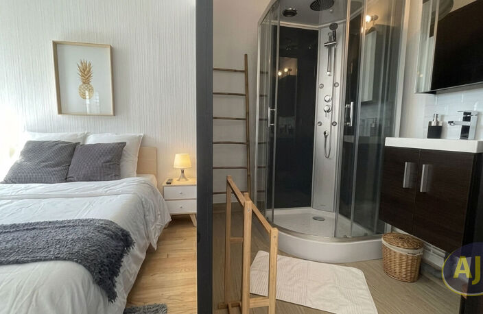 Maison atypique  LE PIGEON BLANC — photo 3