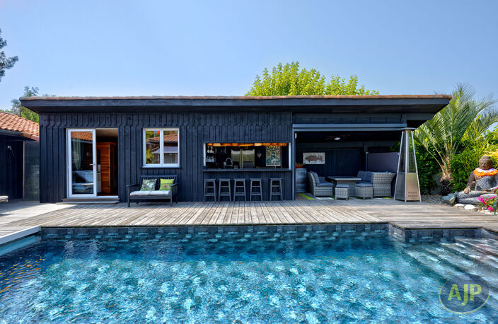 MARTIGNAS SUR JALLE - PROPRIETE D'EXCEPTION 210 m2 - PISCINE JARDIN EXOTIQUE GARAGE - ELEGANCE & ART DE VIVRE AUX PORTES DE BORDEAUX — photo 3