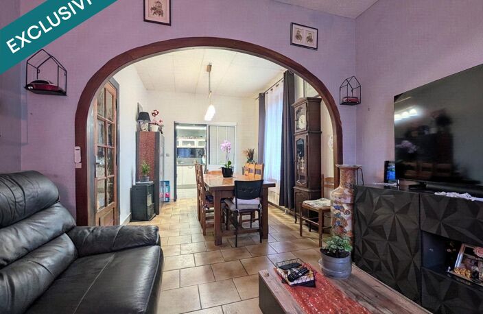 Maison de ville avec jardin et garages, proche commerces et écoles — photo 3