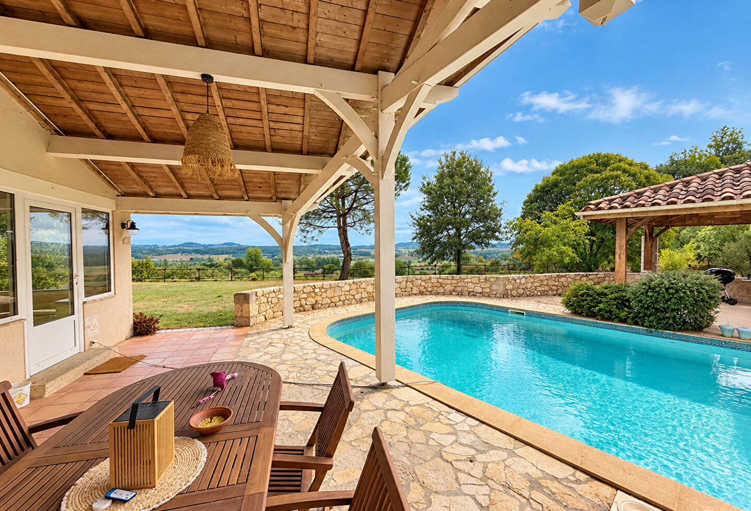 Maison de campagne avec piscine — photo 1