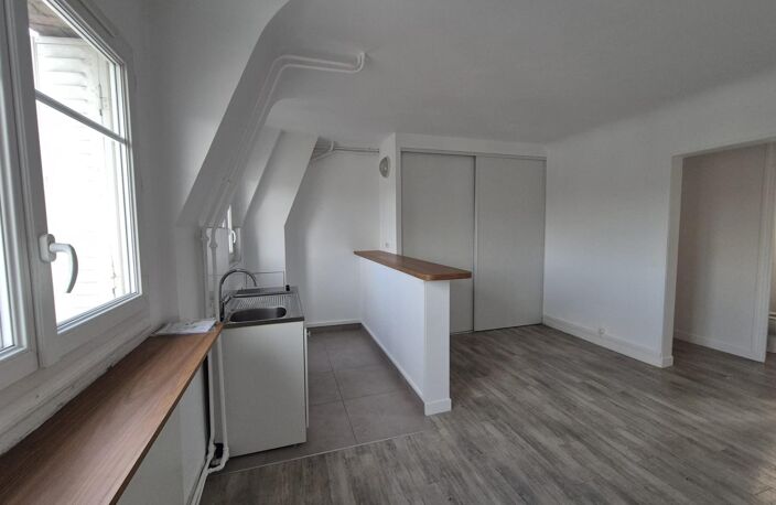 Studio à louer Métro Porte de St Cloud — photo 4