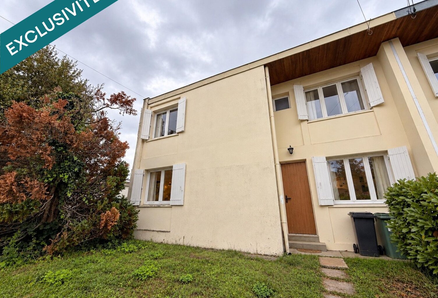 LE HAILLAN  MAISON AVEC JARDIN DE 550 M² ET GARAGE INDÉPENDANT — photo 1