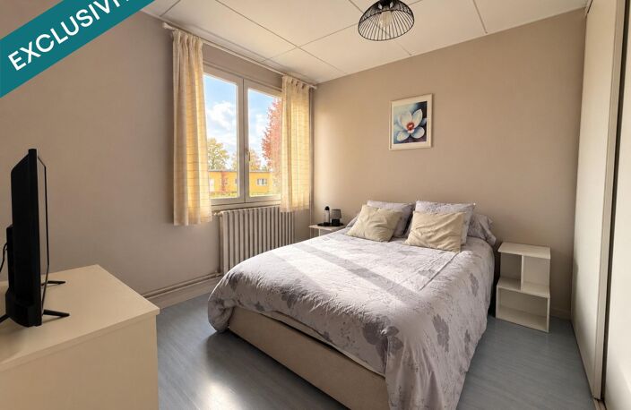 LE HAILLAN  MAISON AVEC JARDIN DE 550 M² ET GARAGE INDÉPENDANT — photo 5