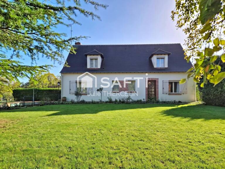 Maison 156 m² sur sous-sol total, terrain 3 497 m² — photo 1