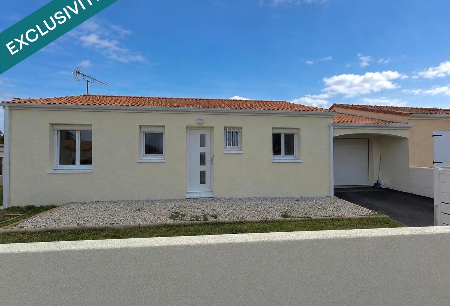 MAISON DE PLAIN-PIED- 2 CHAMBRES/ GARAGE A FORS — photo 1