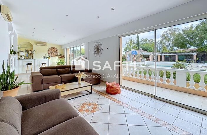 Maison 7 pièces de plain pied avec studio, cuisine d'été et piscine — photo 4