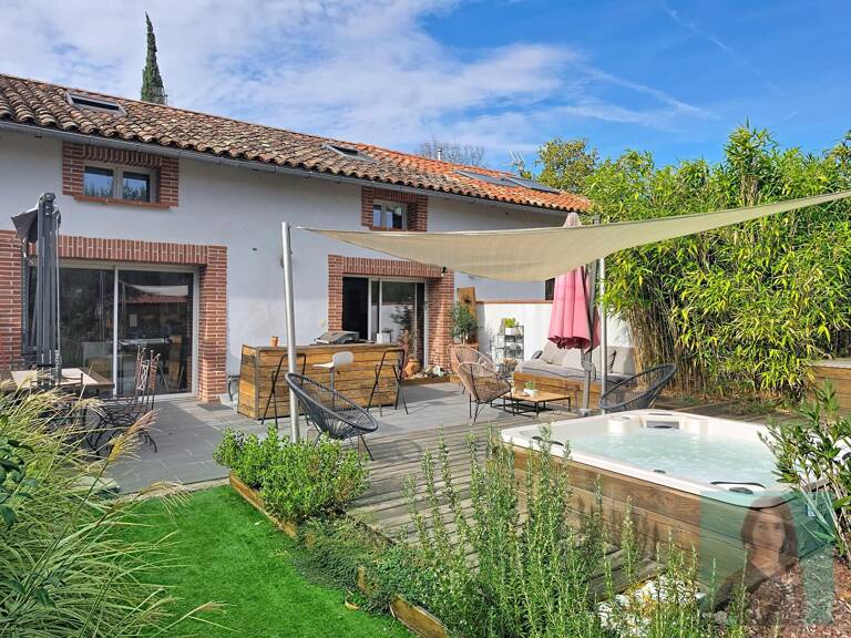 Maison de caractère T6 de150 m² env. domaine du château, avec piscine et jacuzzi privatifs — photo 1