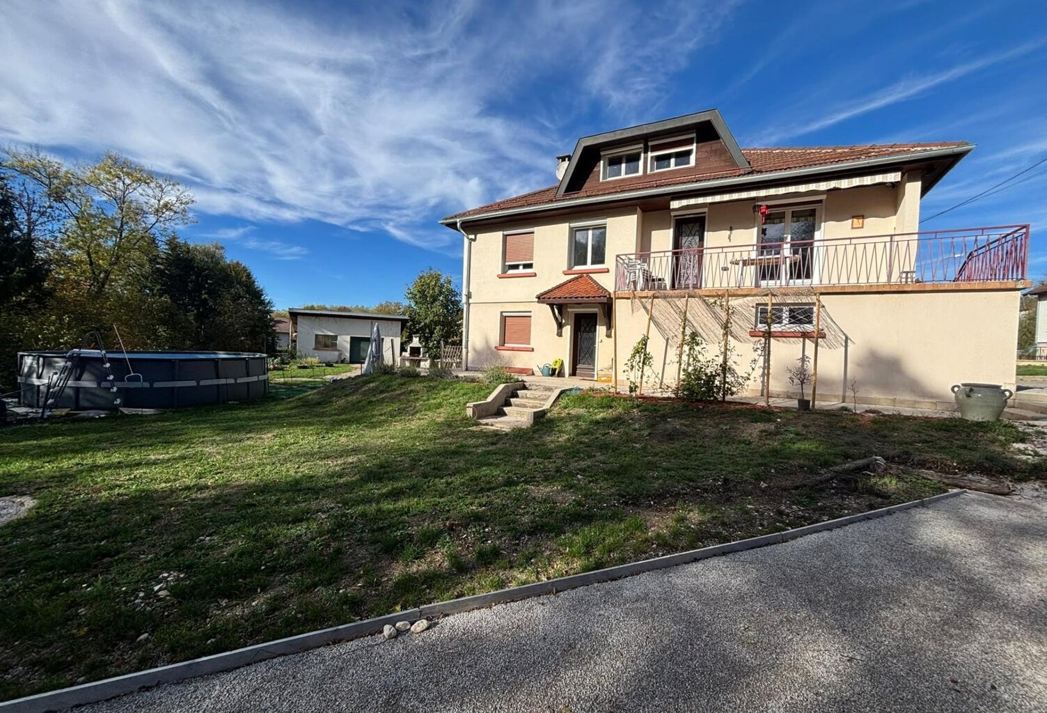 Maison au bord de l'Ain — photo 1
