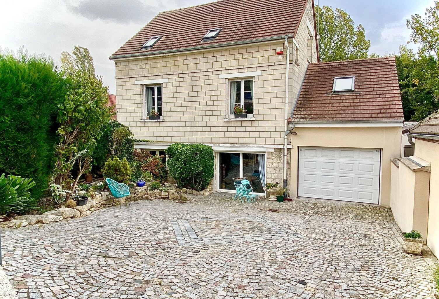 Maison vivable de plain pied avec entrepôt de 160m² — photo 1