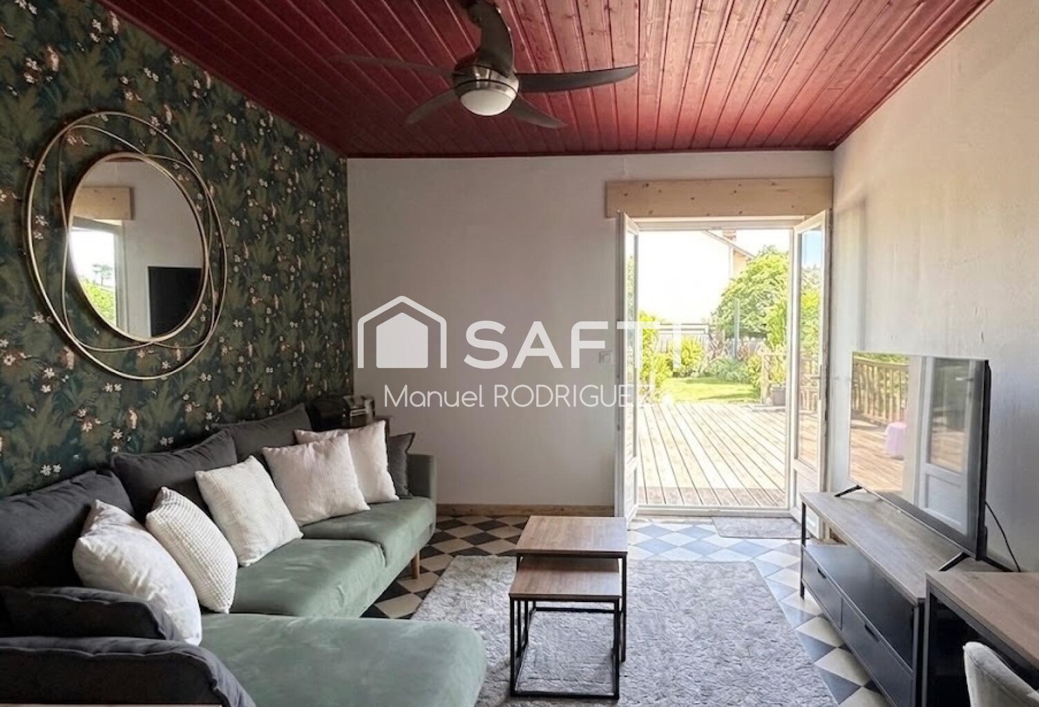 MAISON DE VILLE DE 123 M2 AU COEUR DU VILLAGE DE LUXEY — photo 1