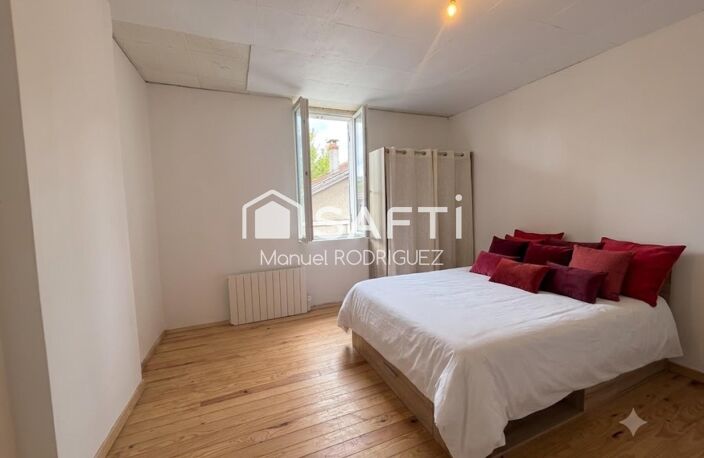MAISON DE VILLE DE 123 M2 AU COEUR DU VILLAGE DE LUXEY — photo 5
