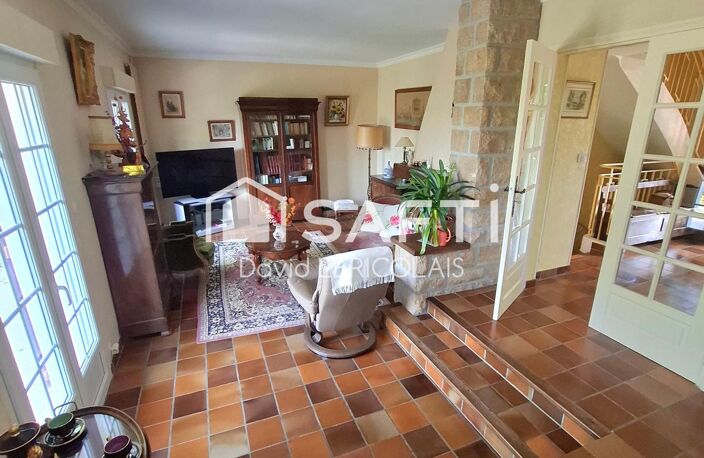 GRANDE MAISON AVEC VUE DEGAGEE SUR LA CAMPAGNE — photo 4
