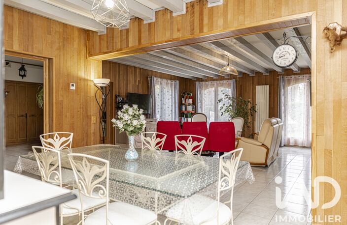 Vente Maison traditionnelle 7 pièces — photo 3