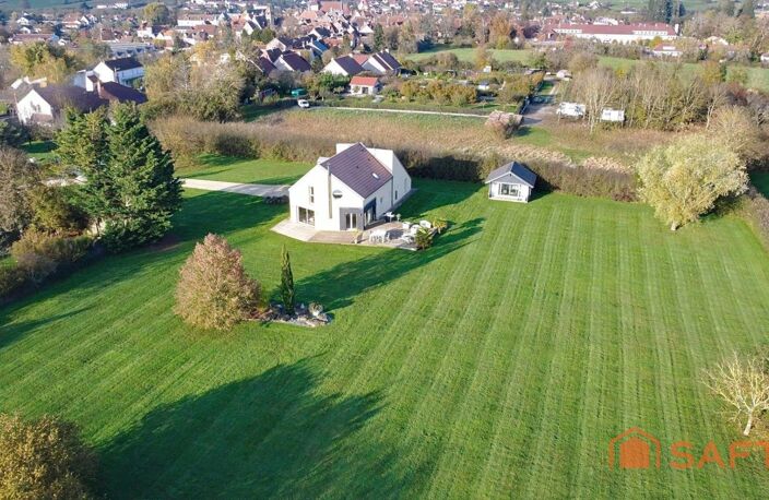 Maison contemporaine et parc clos de 8 186 m² — photo 2