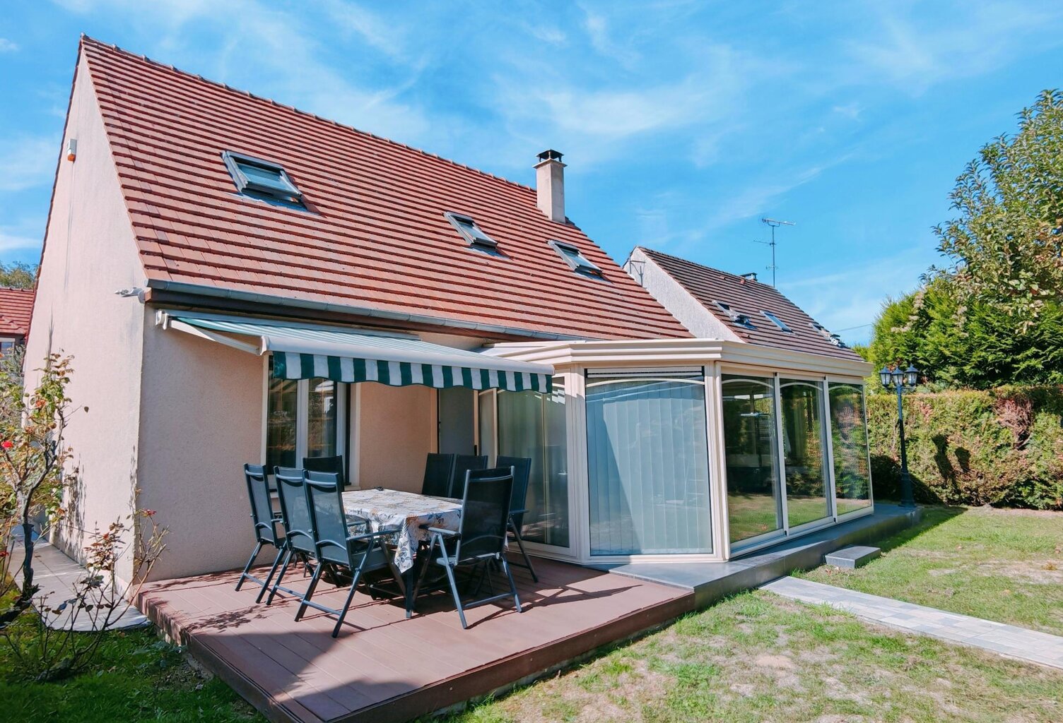 MAISON FAMILIALE — photo 1