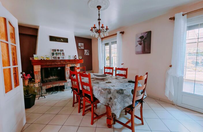 MAISON FAMILIALE — photo 2