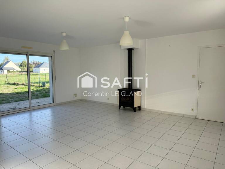 Maison avec jardin et garage proche du bourg. — photo 1