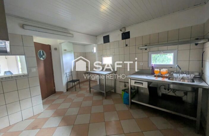 Local commercial — photo 3