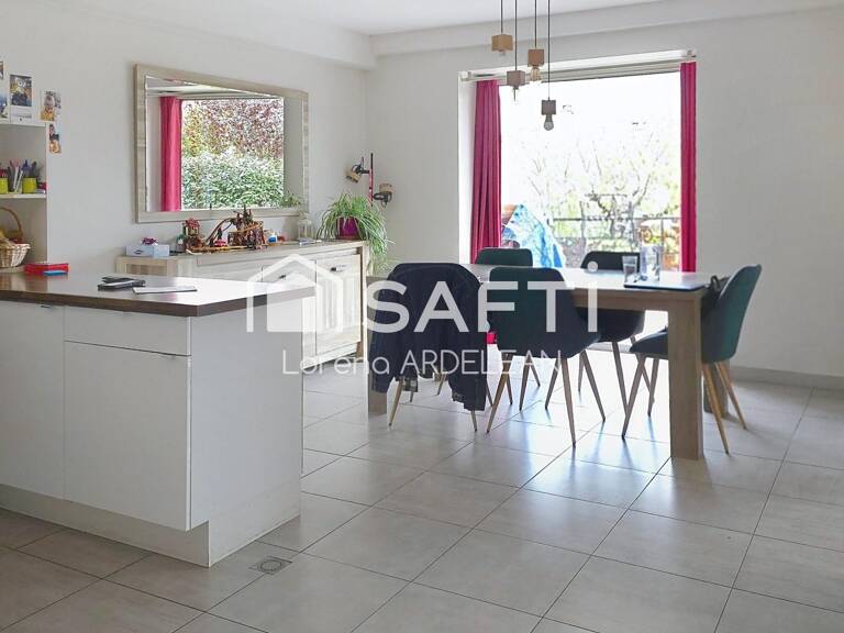 160 m², impasse, proche de centre, terrase, jardin — photo 1