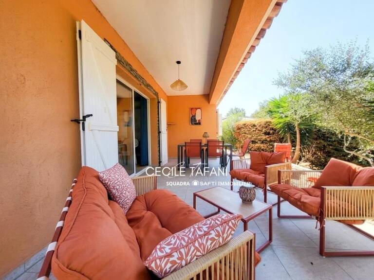 Villa de plain-pied avec terrain de 800 m², au calme et proche des plages — photo 1