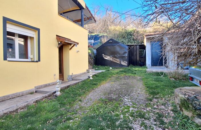Maison 5 chambres avec cour et jardin — photo 2