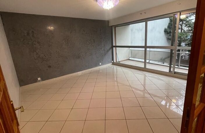 Location appartement 3 pièces 73 m² à Bondy (93140) — photo 3