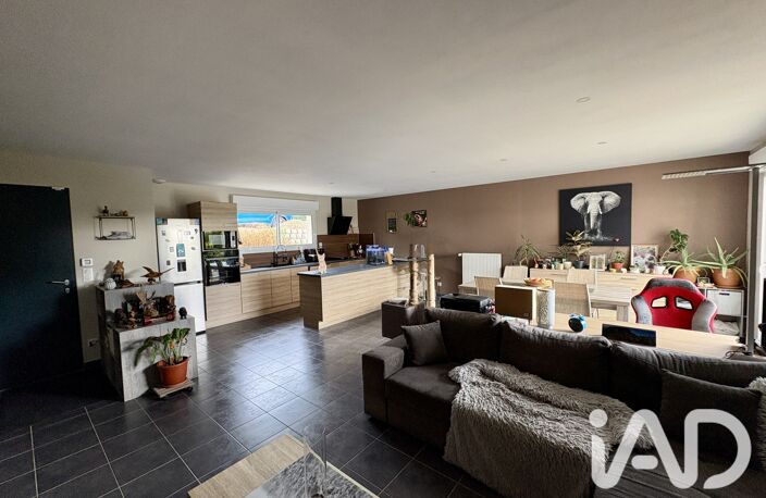 Vente Maison/villa 4 pièces — photo 3