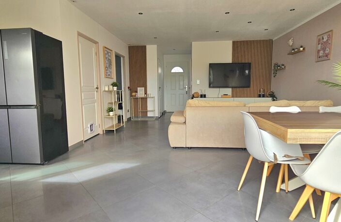 Vente Maison/villa 5 pièces — photo 2