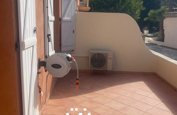 Appartement T2 terrasse et 2 places de parking — photo 5