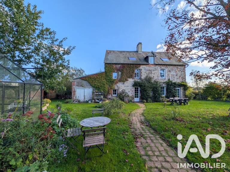 Vente Maison/villa 7 pièces — photo 1
