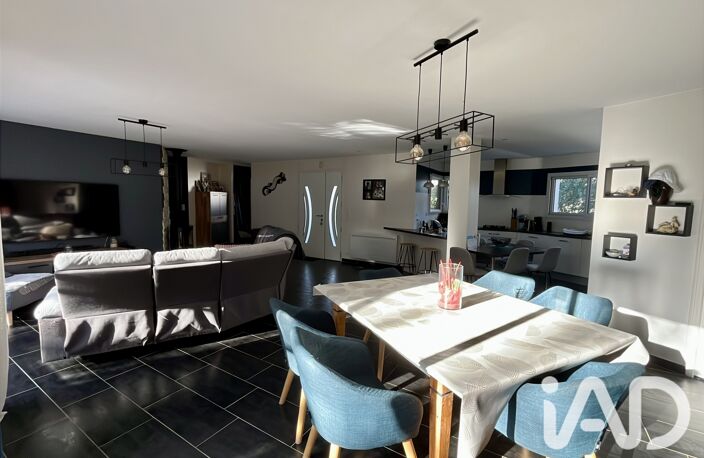 Vente Maison/villa 8 pièces — photo 3