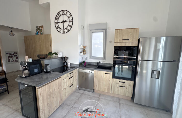 Bel appartement 3 pièces avec vaste terrasse dans résidence — photo 4