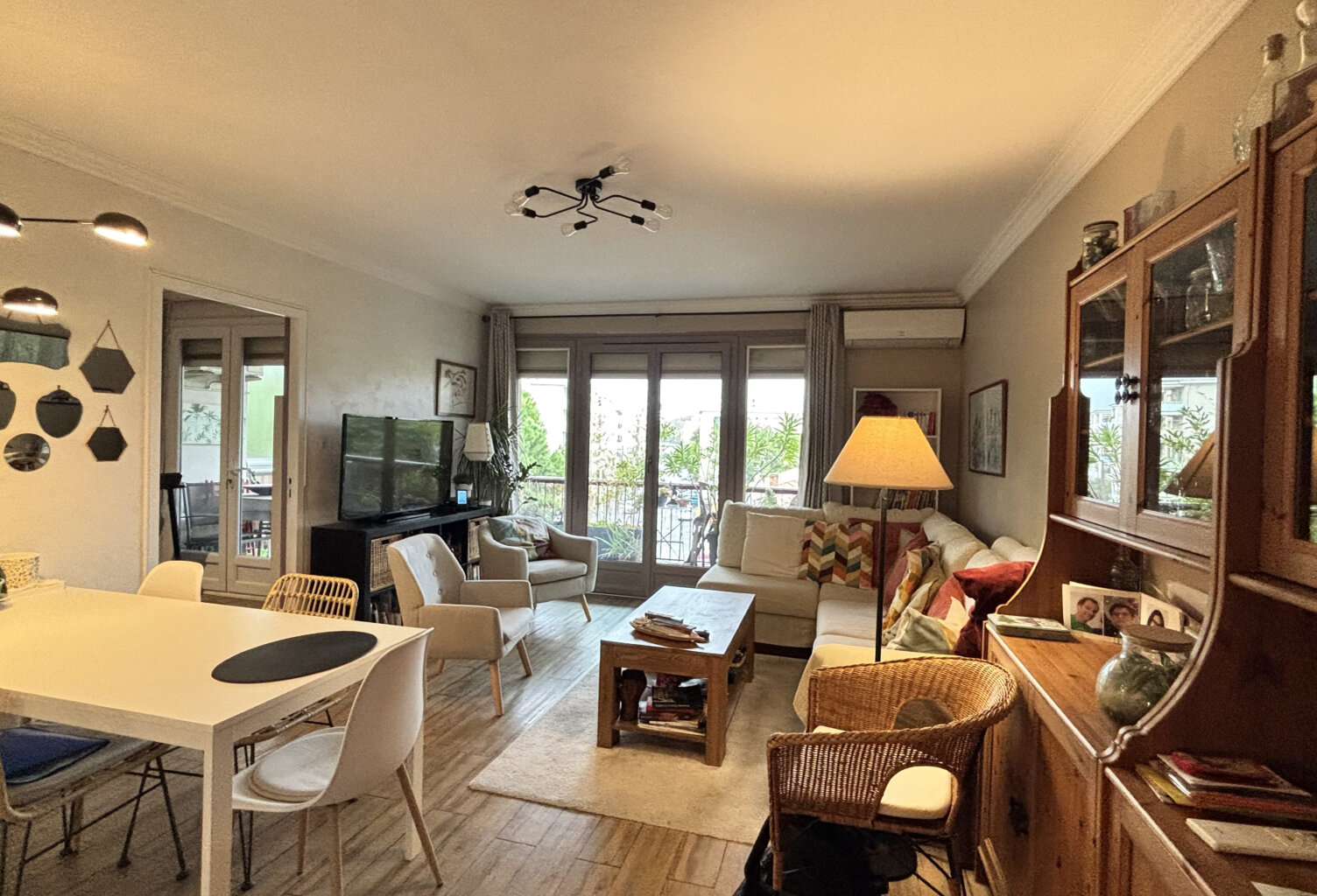 BEL APPARTEMENT T4 AVEC BALCON — photo 1