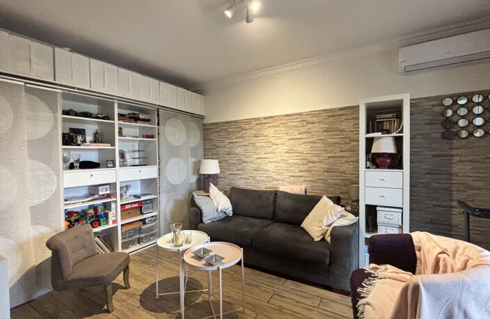 BEL APPARTEMENT T4 AVEC BALCON — photo 5