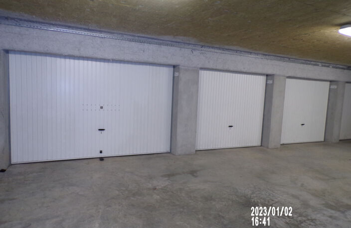 GARAGE 15 m2 — photo 2