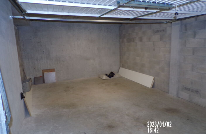 GARAGE 15 m2 — photo 4
