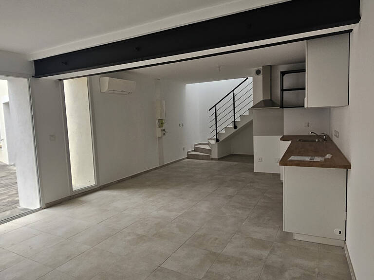 Location Appartement T3 Duplex Neuf 2 Chambres - Redessan (30129 - Proche Nîmes) - Climatisation Intégrale & Cuisine Équipée — photo 1