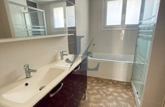 MAISON DE TYPE 5 DE 106M2 — photo 5