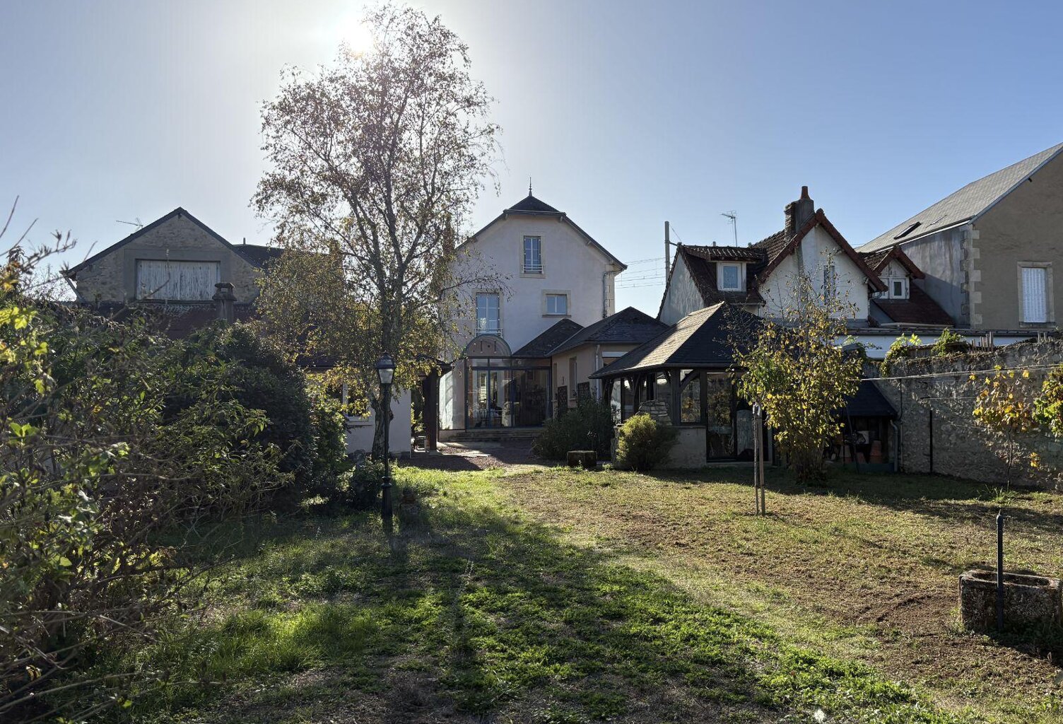Vente maison 10 pièces 209 m² Argenton-sur-Creuse (36200) — photo 1
