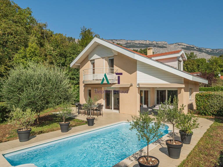 MEYLAN - MAUPERTUIS - MAISON AVEC PISCINE AU CALME — photo 1
