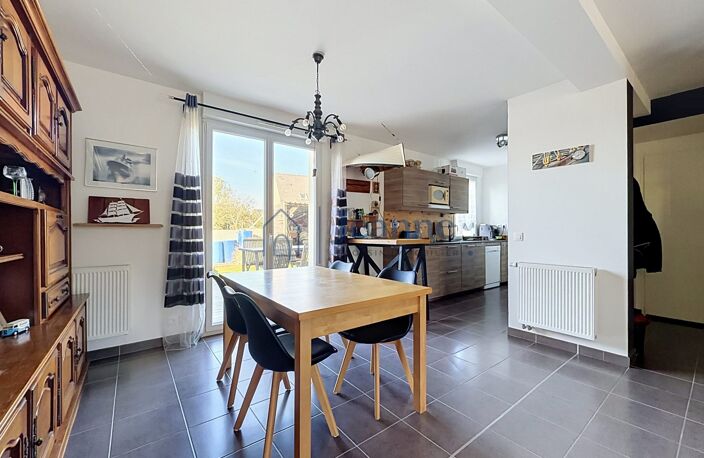 Maison familiale avec 3 chambres et garage  Saint-Coulomb — photo 4