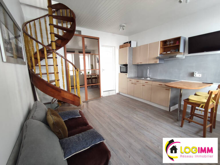 Jolie maison meublée en location — photo 1