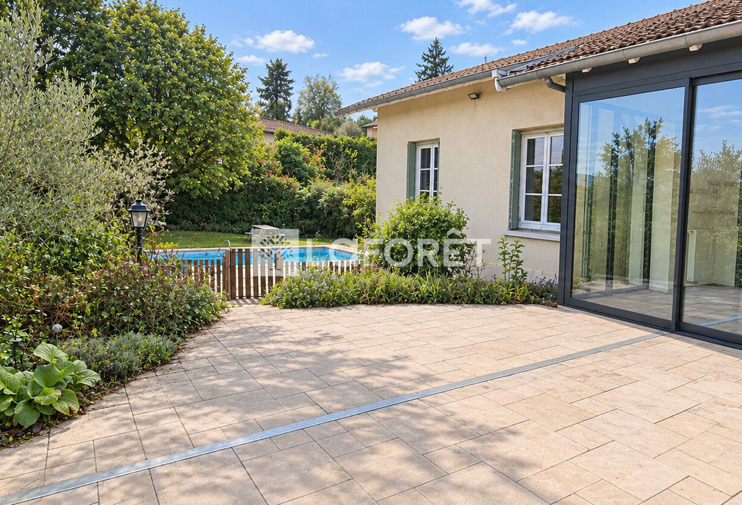 A LOUER -  SAVIGNY - MAISON 5 CHAMBRES 235 M² SUR TERRAIN DE 2500 M² + PISCINE — photo 1