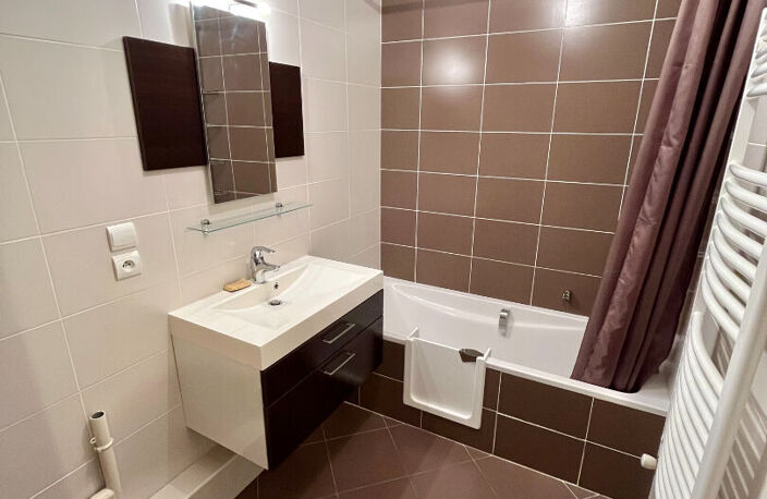 Appartement Aix Les Bains 3 pièce(s) 60.28 m2 — photo 5