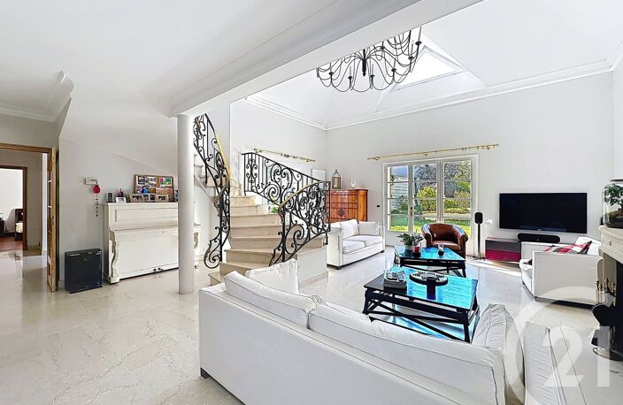 Vente maison 6 pièces 190 m² Thiais (94320) — photo 5