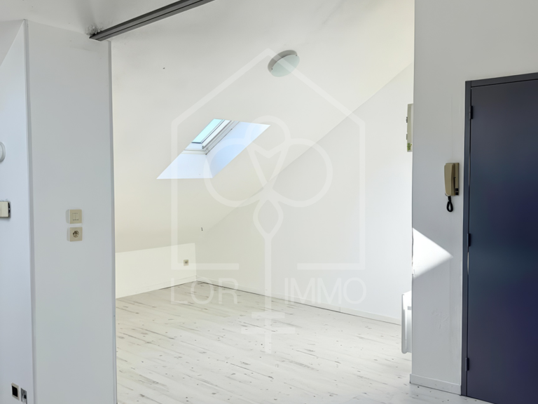 VAL DE BRIEY - STUDIO 17,61m2 - — photo 1
