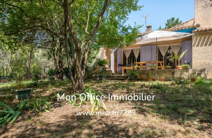 Référence : 7383-ABO - Villa de 5 chambres, terrain piscinable dans un environnement calme et privilégié à Eguilles — photo 2