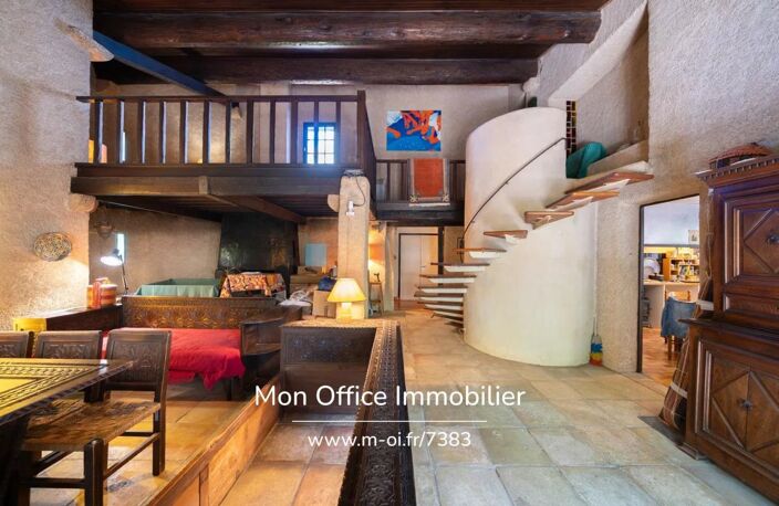 Référence : 7383-ABO - Villa de 5 chambres, terrain piscinable dans un environnement calme et privilégié à Eguilles — photo 3