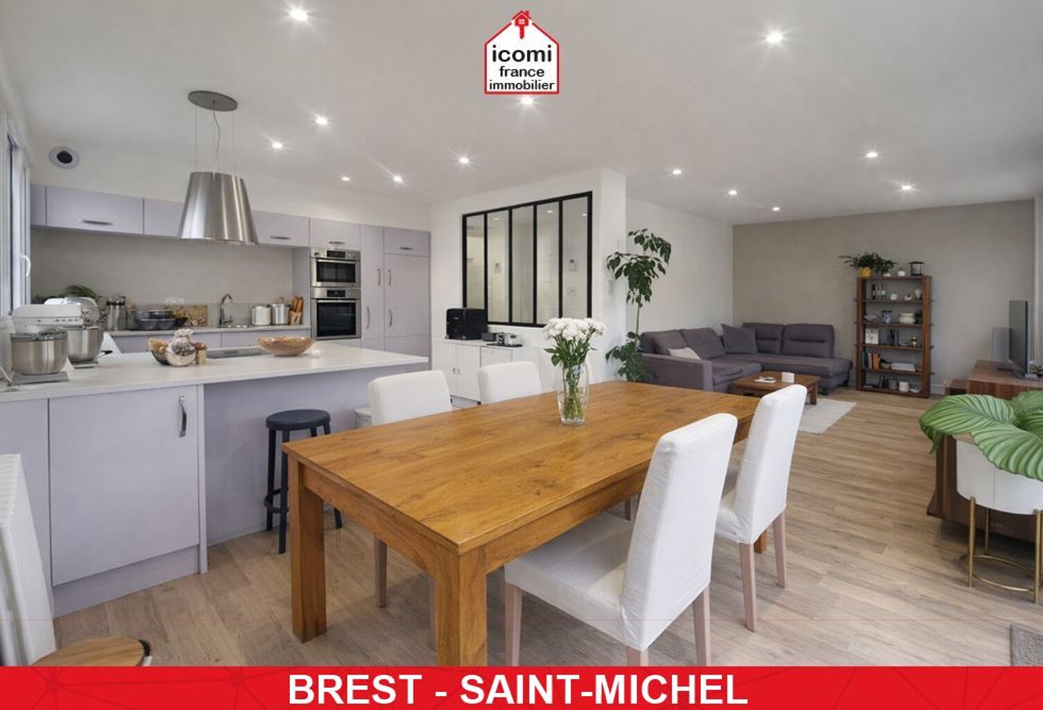 FINISTERE - Brest (29200) - A VENDRE - MAISON ANNEE 30 - RENOVEE EN 2021 - 4 CHAMBRES - GRANDE PIECE DE VIE - GARANTIE DECENNALE - DPE C - SOUS-SOL - QUARTIER LYCEE CROIX ROUGE — photo 1